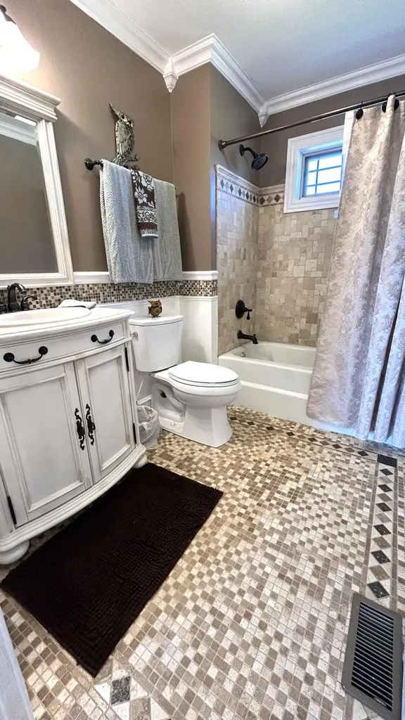 882 Roy Dugger Road London KY 40741