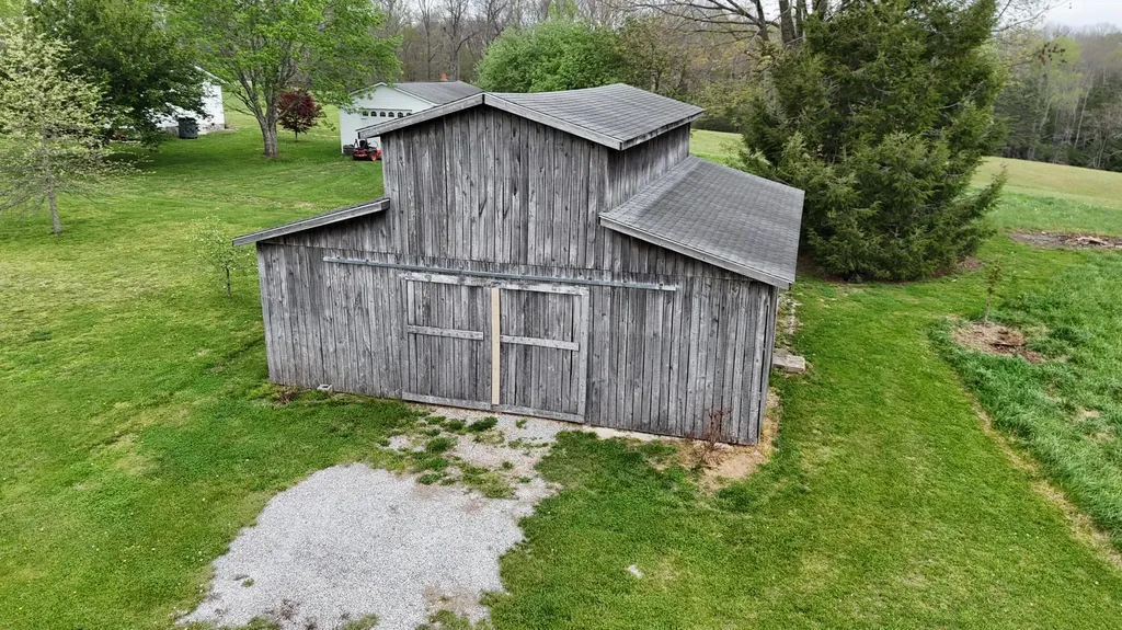 882 Roy Dugger Road London KY 40741