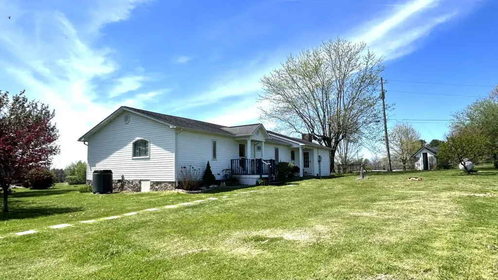 882 Roy Dugger Road London KY 40741
