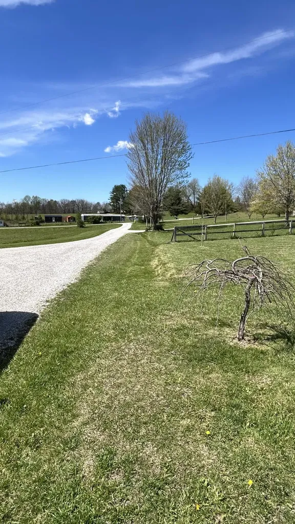 882 Roy Dugger Road London KY 40741