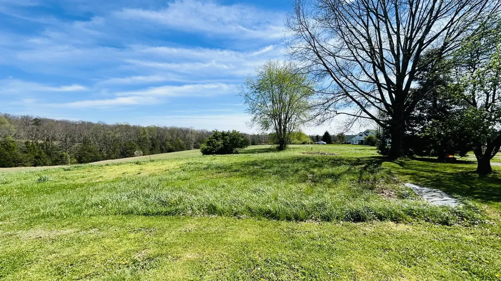 882 Roy Dugger Road London KY 40741