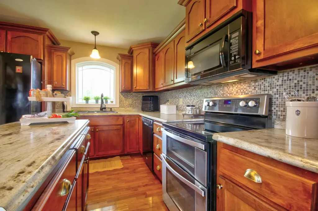 882 Roy Dugger Road London KY 40741