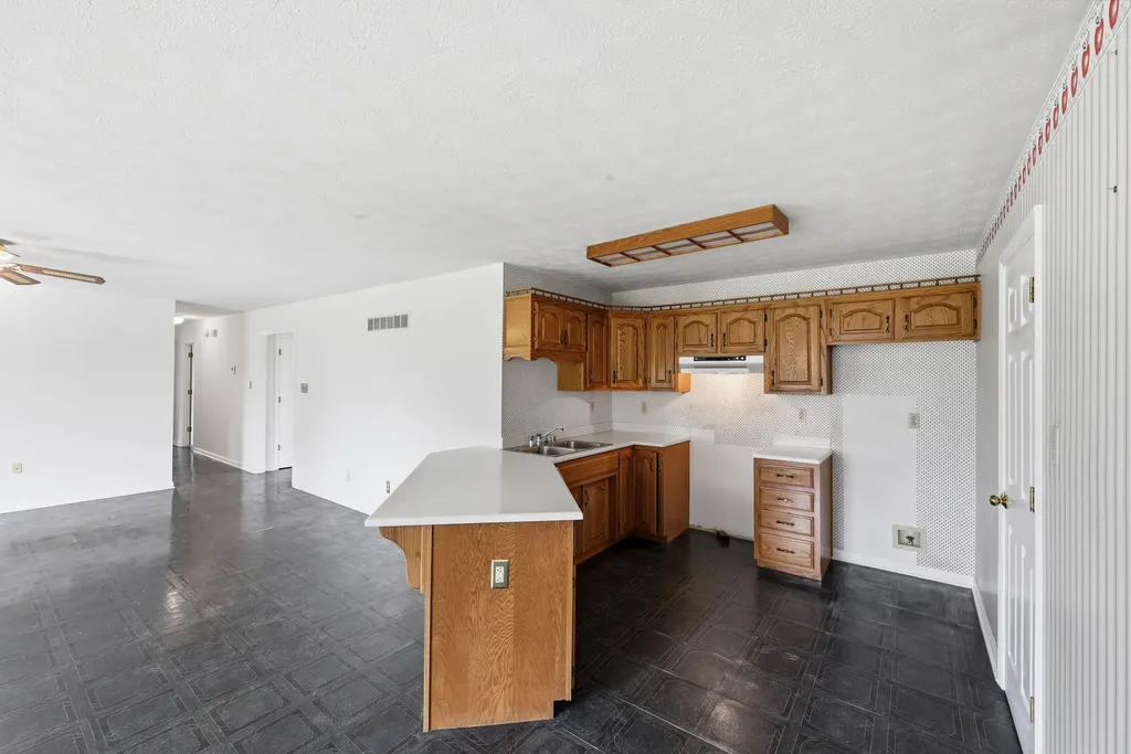 1065 Highview Drive Lawrenceburg KY 40342