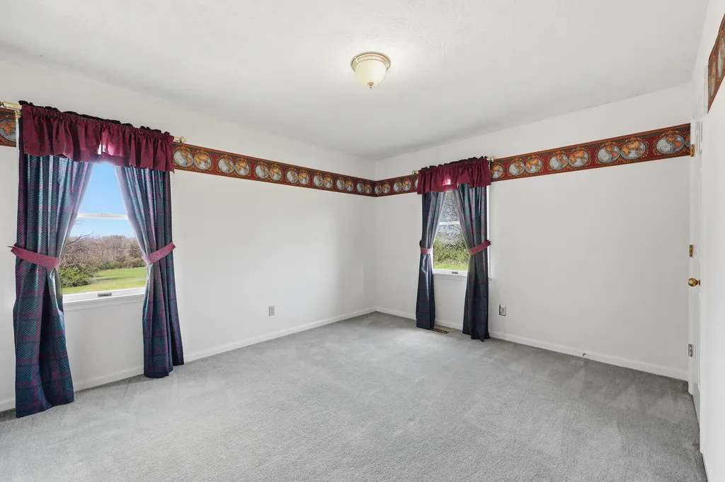 1065 Highview Drive Lawrenceburg KY 40342