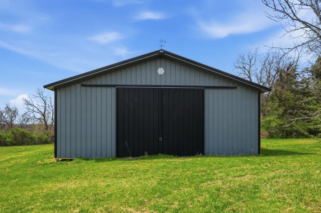 1065 Highview Drive Lawrenceburg KY 40342