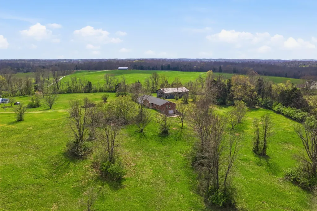 1065 Highview Drive Lawrenceburg KY 40342