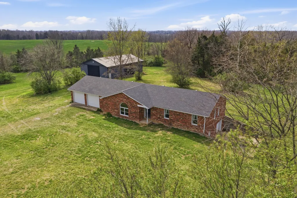 1065 Highview Drive Lawrenceburg KY 40342