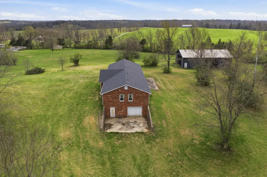 1065 Highview Drive Lawrenceburg KY 40342