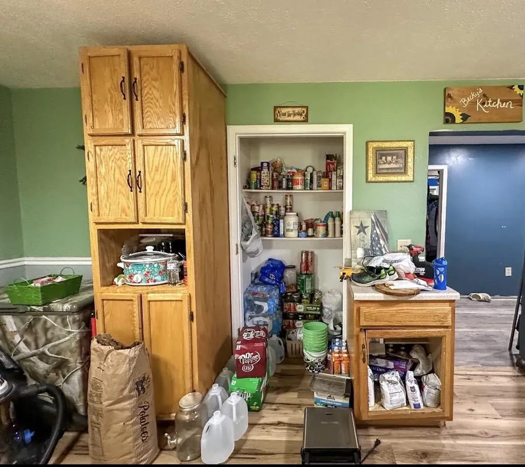 275 Burton Hill Road Letcher KY 41832