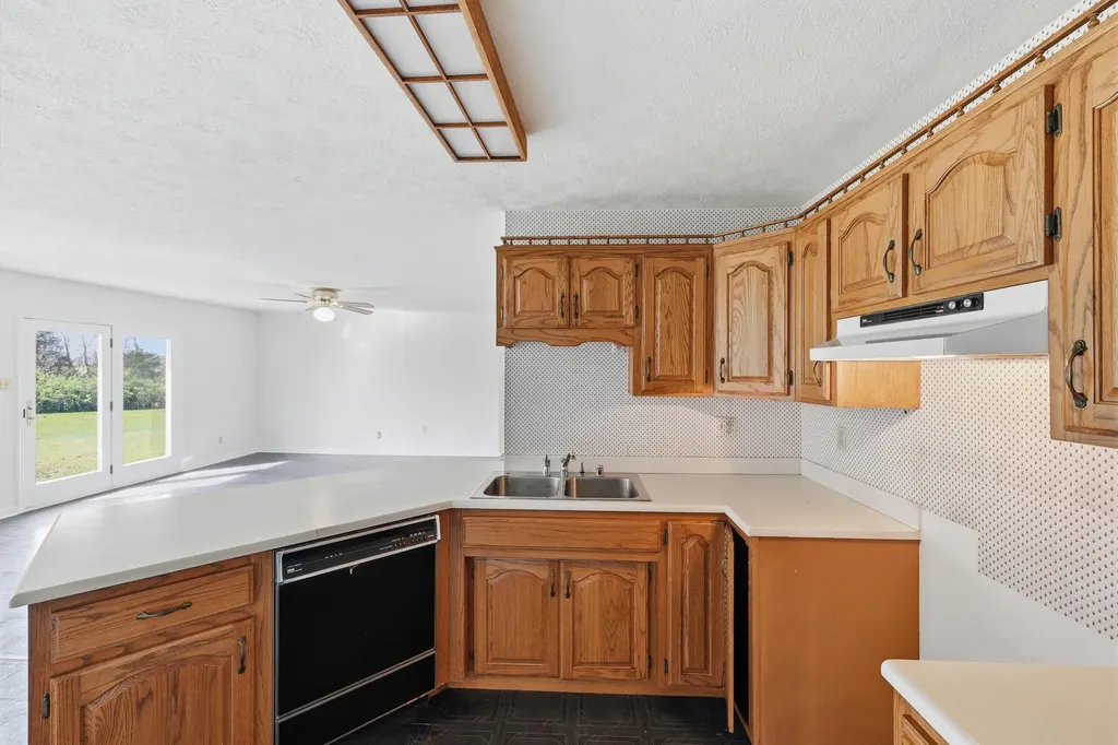 1065 Highview Drive Lawrenceburg KY 40342