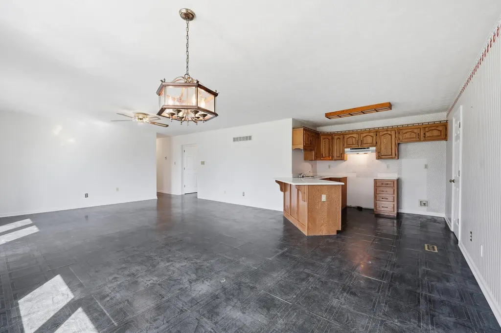 1065 Highview Drive Lawrenceburg KY 40342