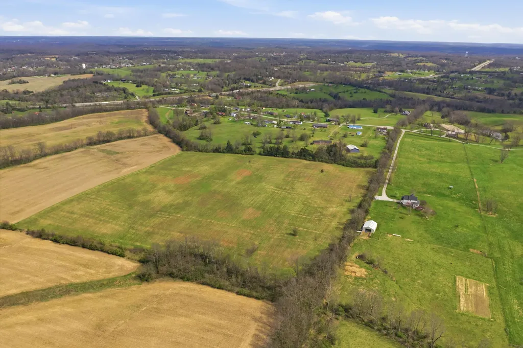 1065 Highview Drive Lawrenceburg KY 40342