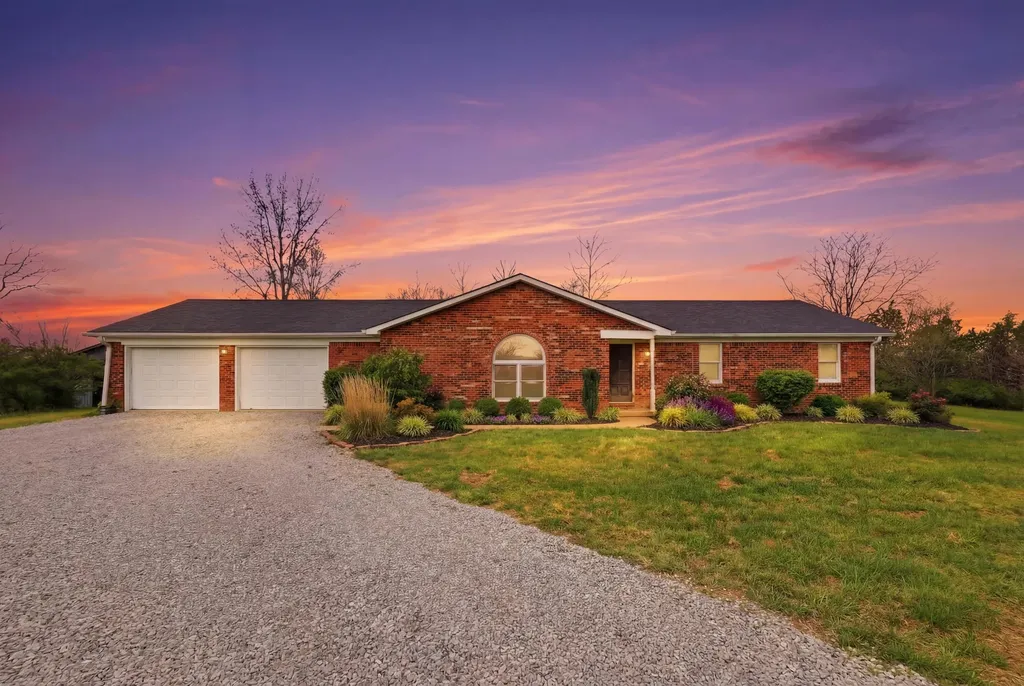 1065 Highview Drive Lawrenceburg KY 40342