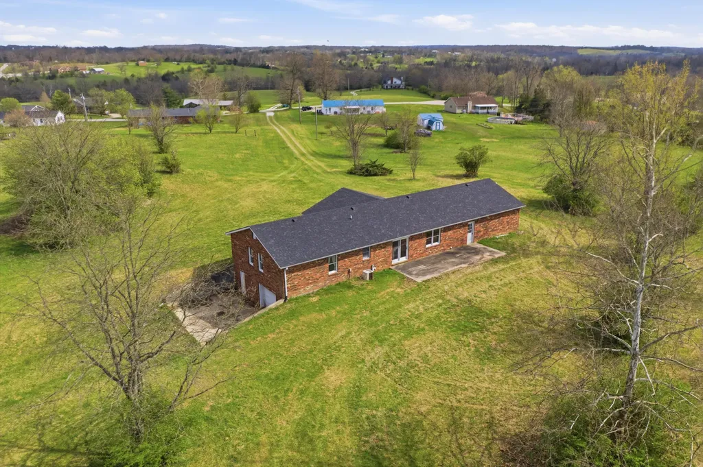 1065 Highview Drive Lawrenceburg KY 40342