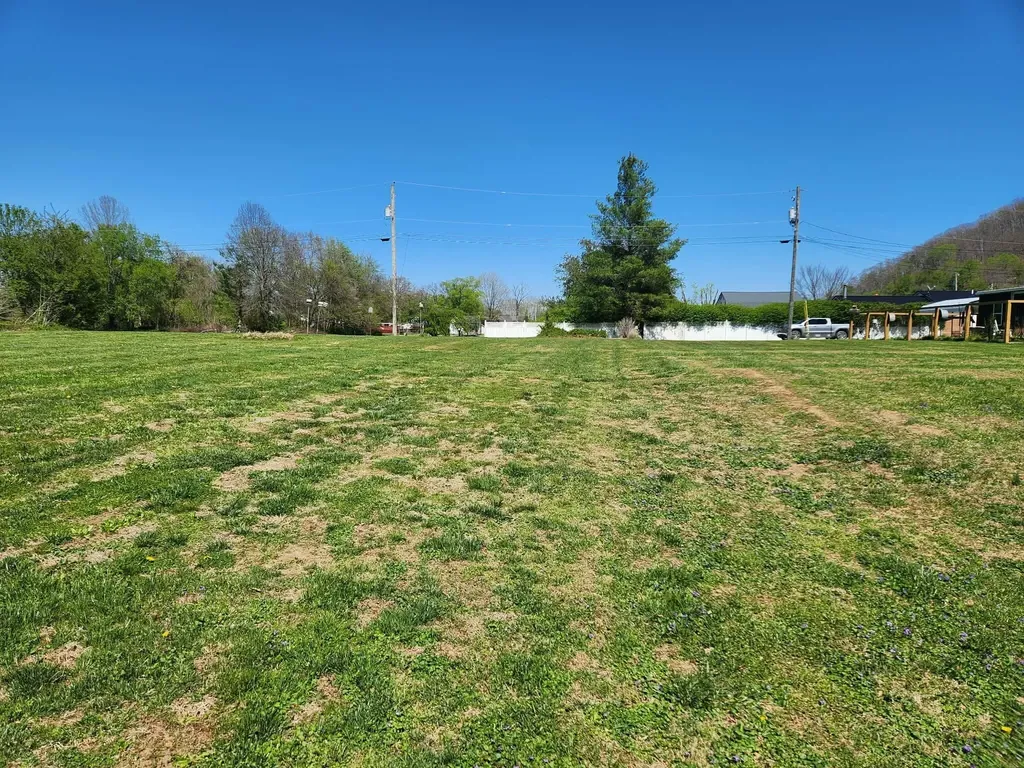 67 Railroad Street Salt Lick KY 40371