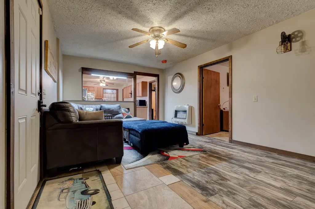 1376 Highway 11 Sharpsburg KY 40374