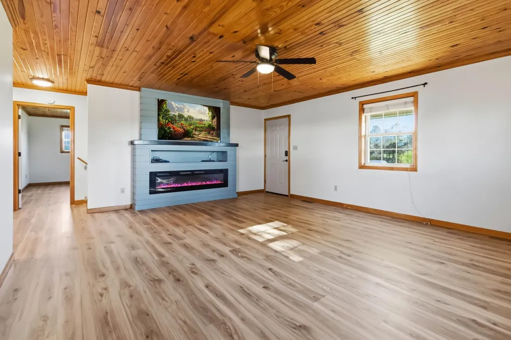26 Stella Lane Eubank KY 42567