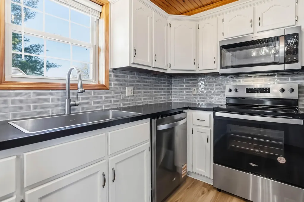 26 Stella Lane Eubank KY 42567