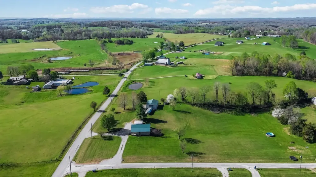 26 Stella Lane Eubank KY 42567