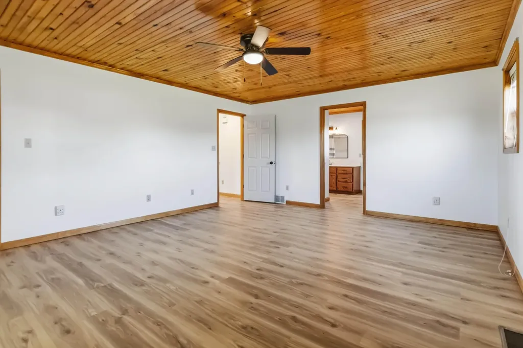 26 Stella Lane Eubank KY 42567