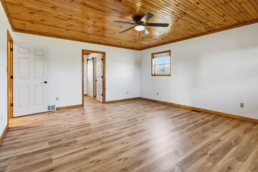 26 Stella Lane Eubank KY 42567