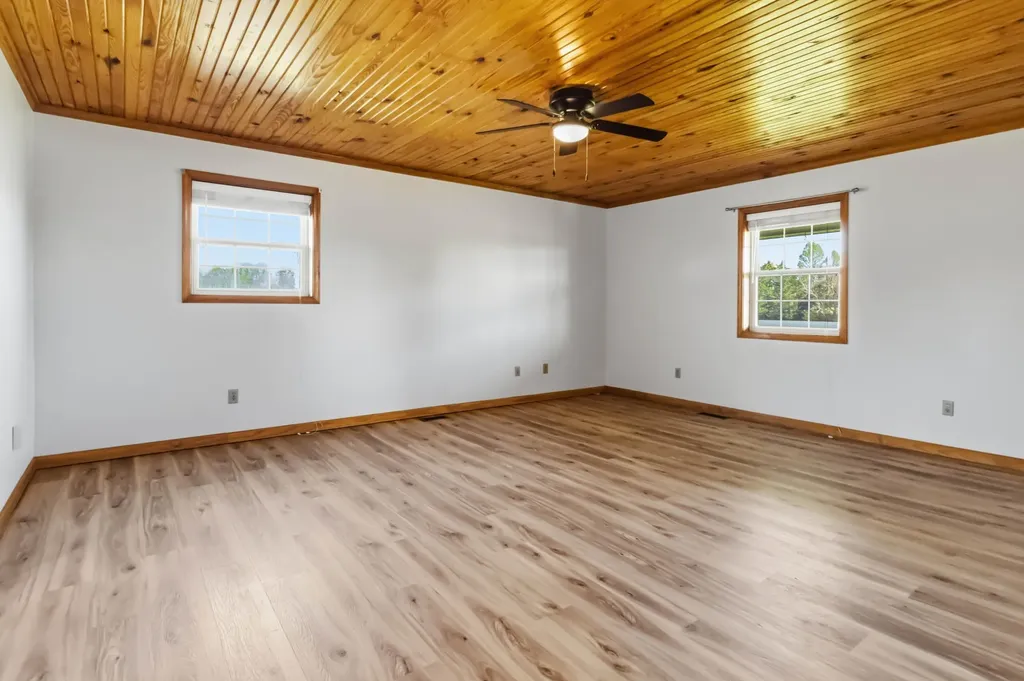 26 Stella Lane Eubank KY 42567