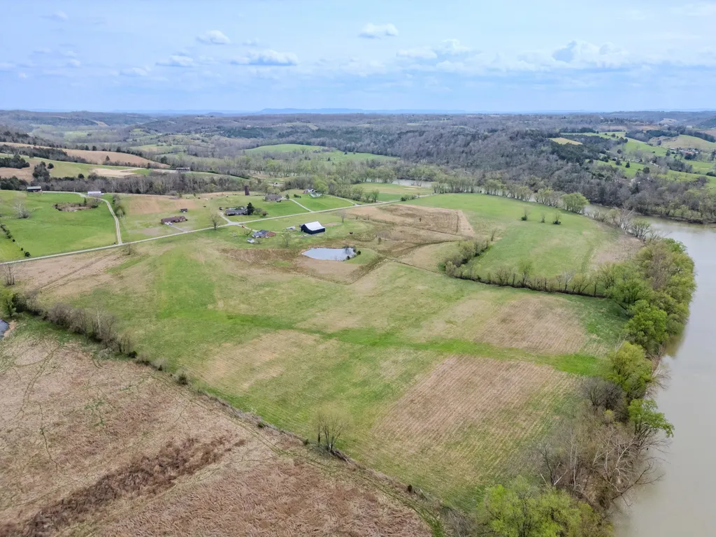 3759 Jackson Ferry Road Winchester KY 40391