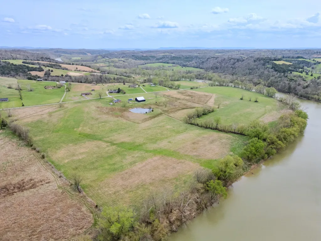 3821 Jackson Ferry Road Winchester KY 40391