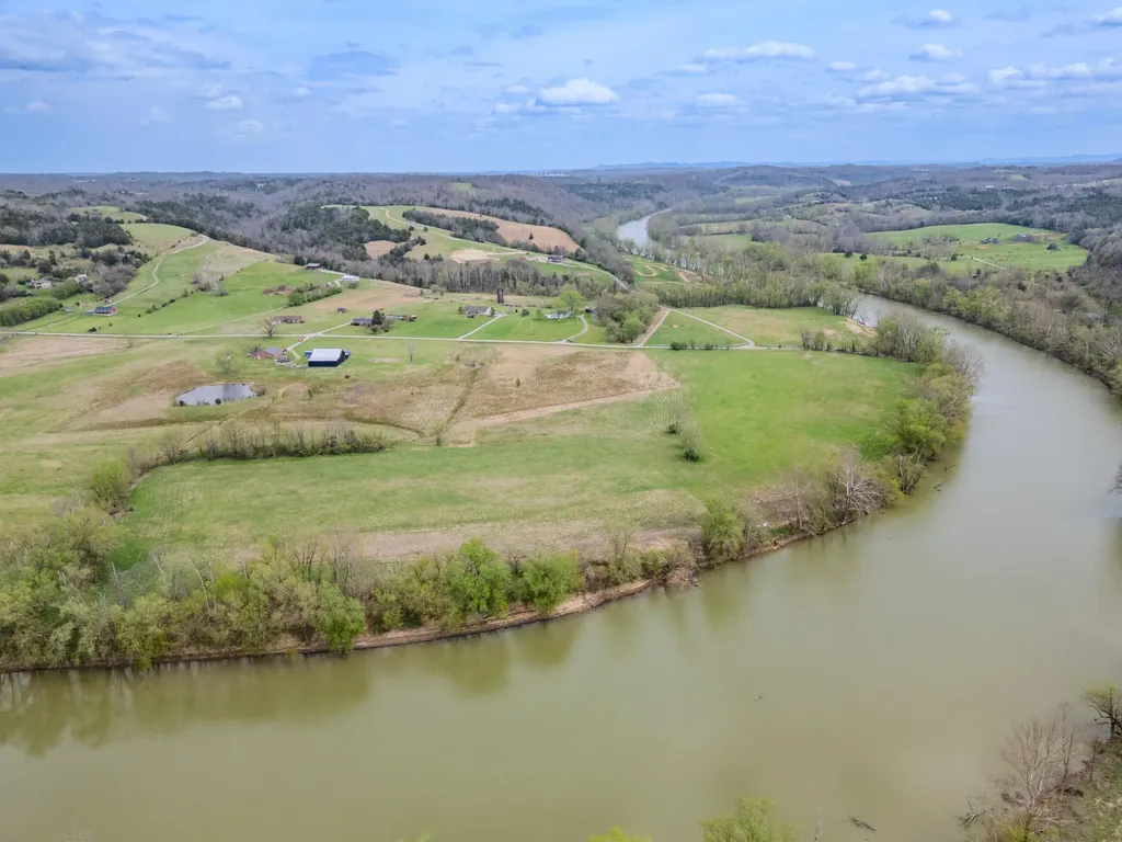 3925 Jackson Ferry Road Winchester KY 40391