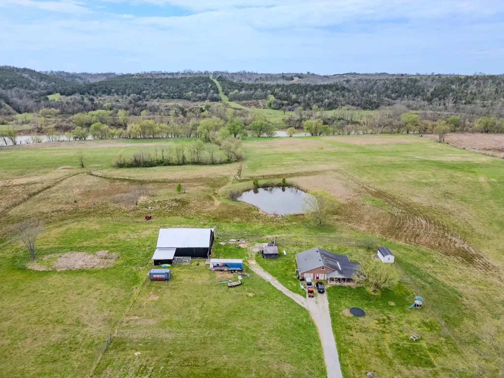 3925 Jackson Ferry Road Winchester KY 40391