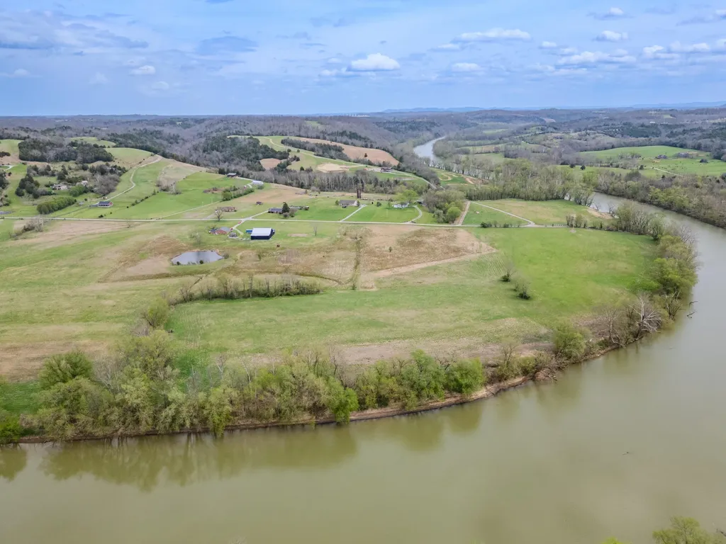 3925 Jackson Ferry Road Winchester KY 40391