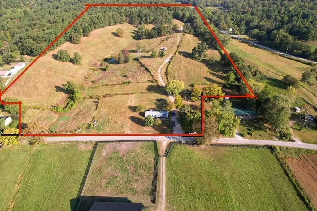 190 & 166 Pine Grove Road Olympia KY 40358
