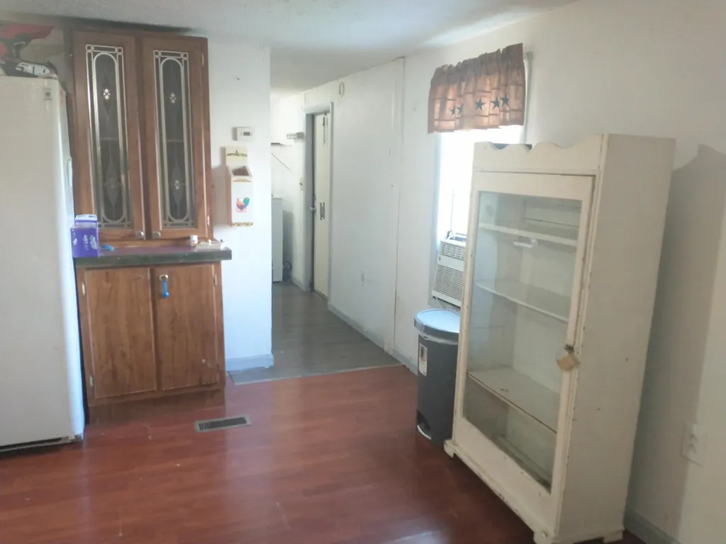 190 & 166 Pine Grove Road Olympia KY 40358