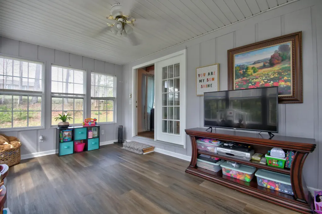 1207 Yorkshire Estates Road London KY 40744