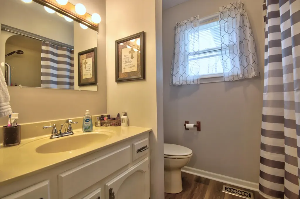 1207 Yorkshire Estates Road London KY 40744