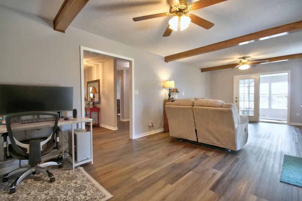 1207 Yorkshire Estates Road London KY 40744