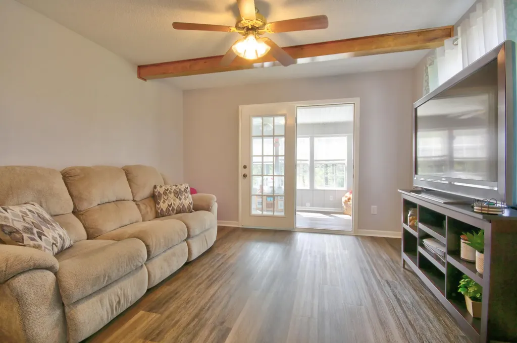 1207 Yorkshire Estates Road London KY 40744