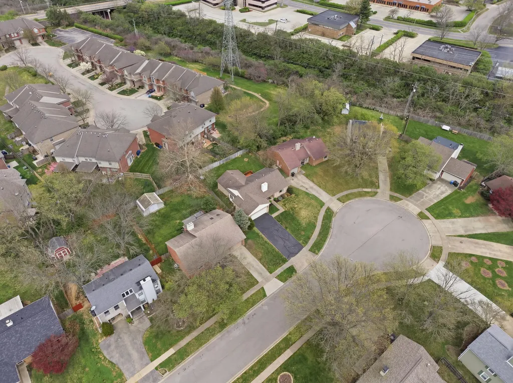 313 Stonegate Way Lexington KY 40503