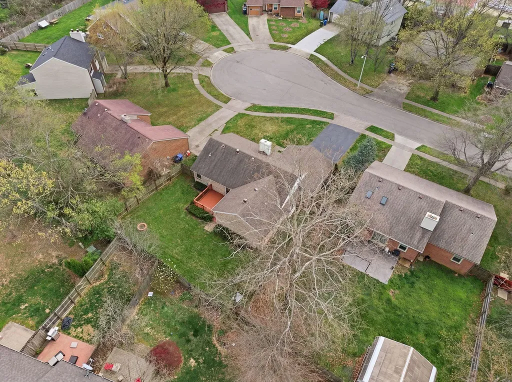 313 Stonegate Way Lexington KY 40503