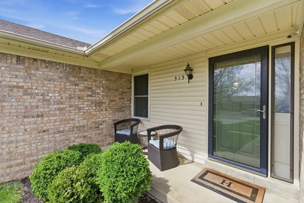 313 Stonegate Way Lexington KY 40503