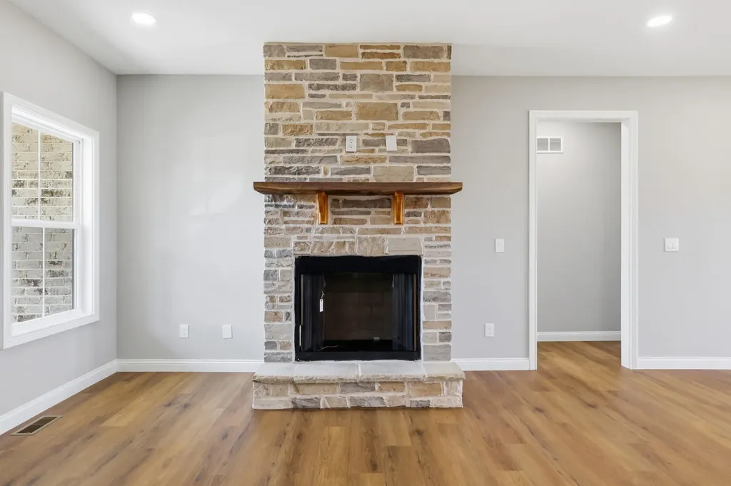 61 Boones Creek Road Lancaster KY 40444