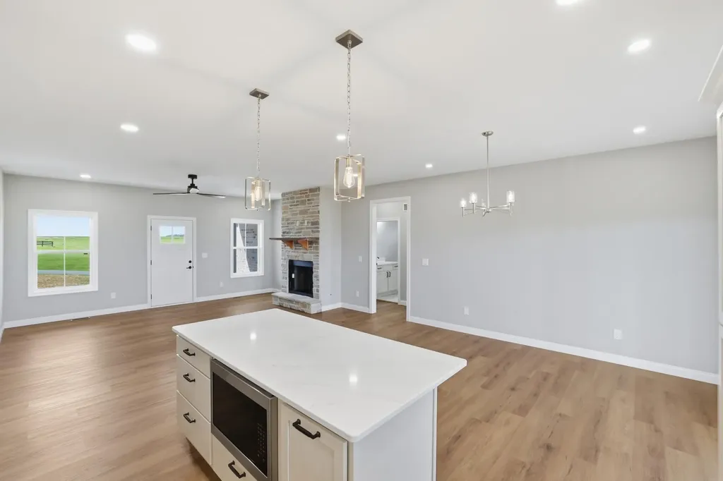 61 Boones Creek Road Lancaster KY 40444