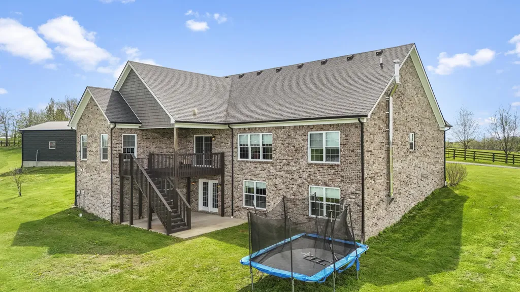 112 Fairfield Farm Road Georgetown KY 40324