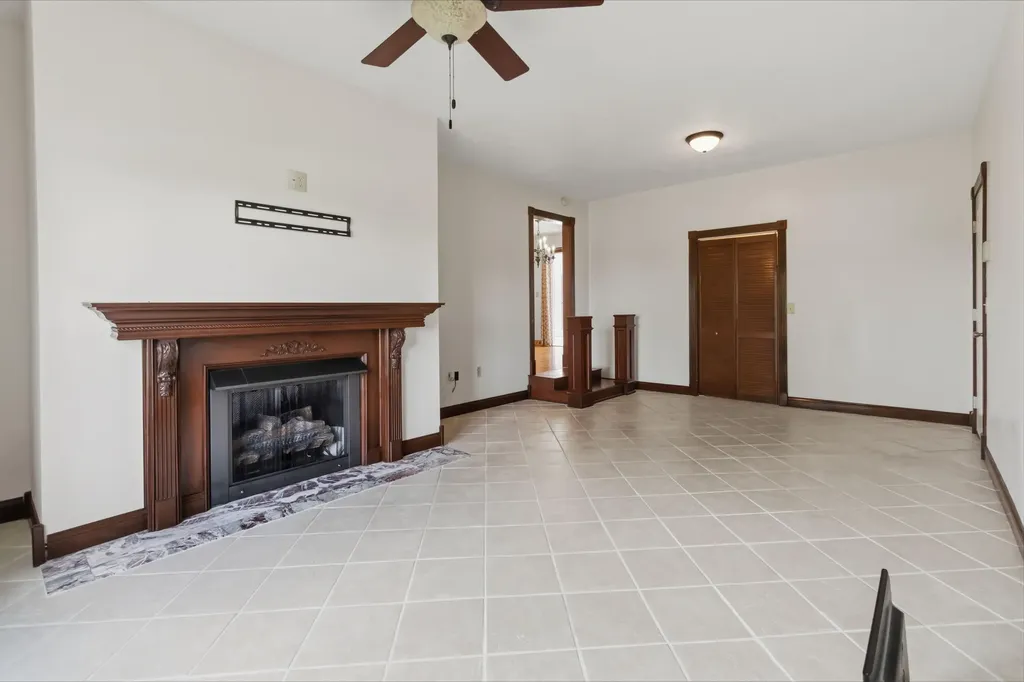 1399 Laurel Lake North Road London KY 40744