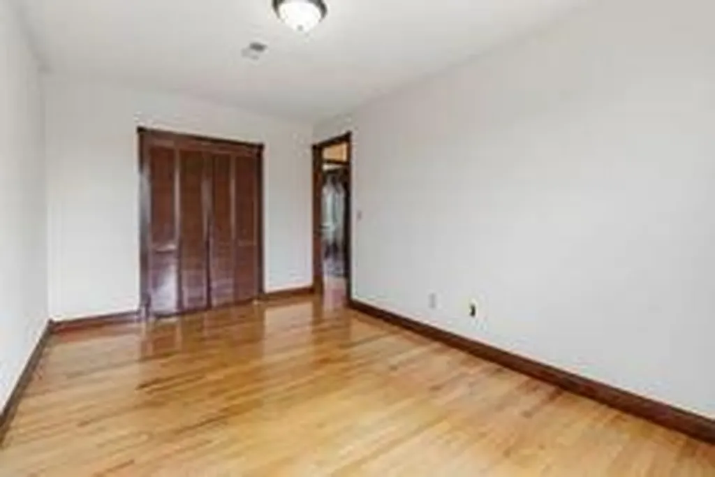 1399 Laurel Lake North Road London KY 40744