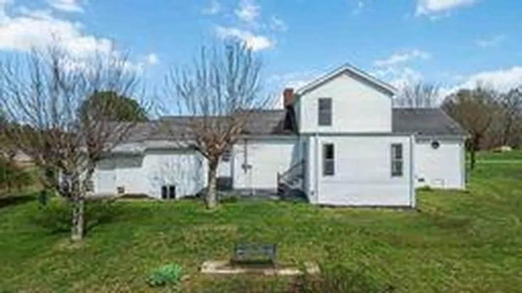 1399 Laurel Lake North Road London KY 40744