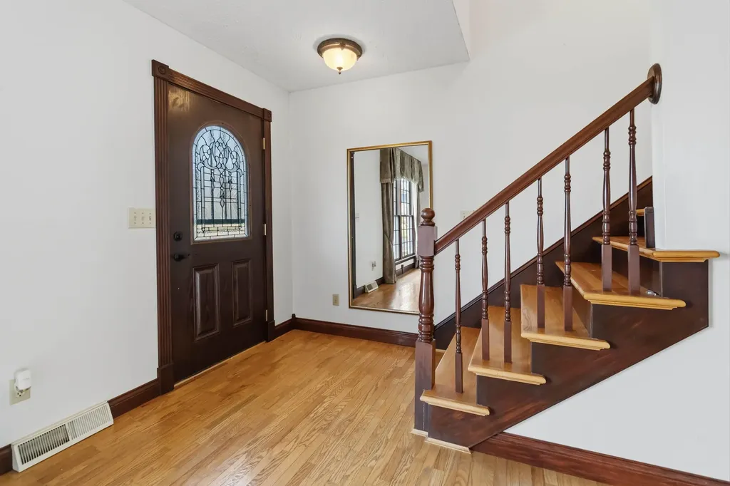 1399 Laurel Lake North Road London KY 40744