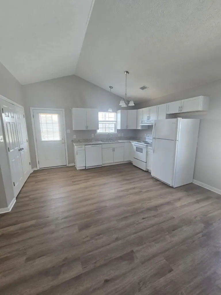218 Christopher Drive Nicholasville KY 40356
