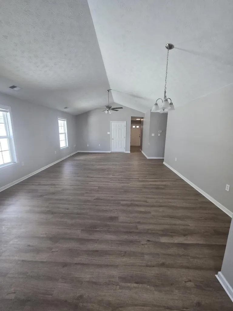 218 Christopher Drive Nicholasville KY 40356