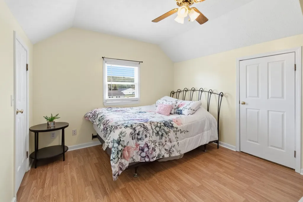 78 Francie Boulevard Monticello KY 42633